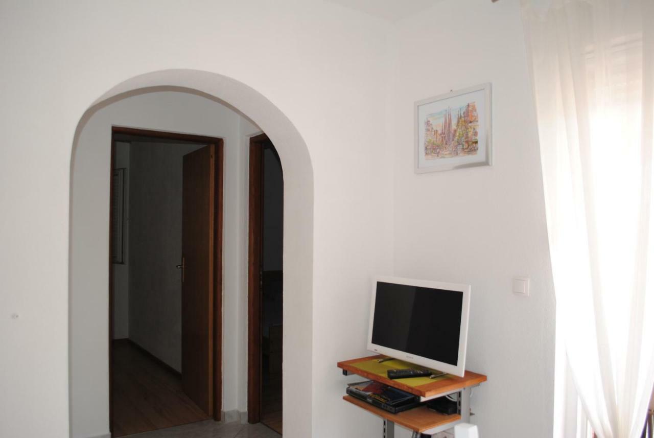 Apartments Vidolma Povljana Exterior photo