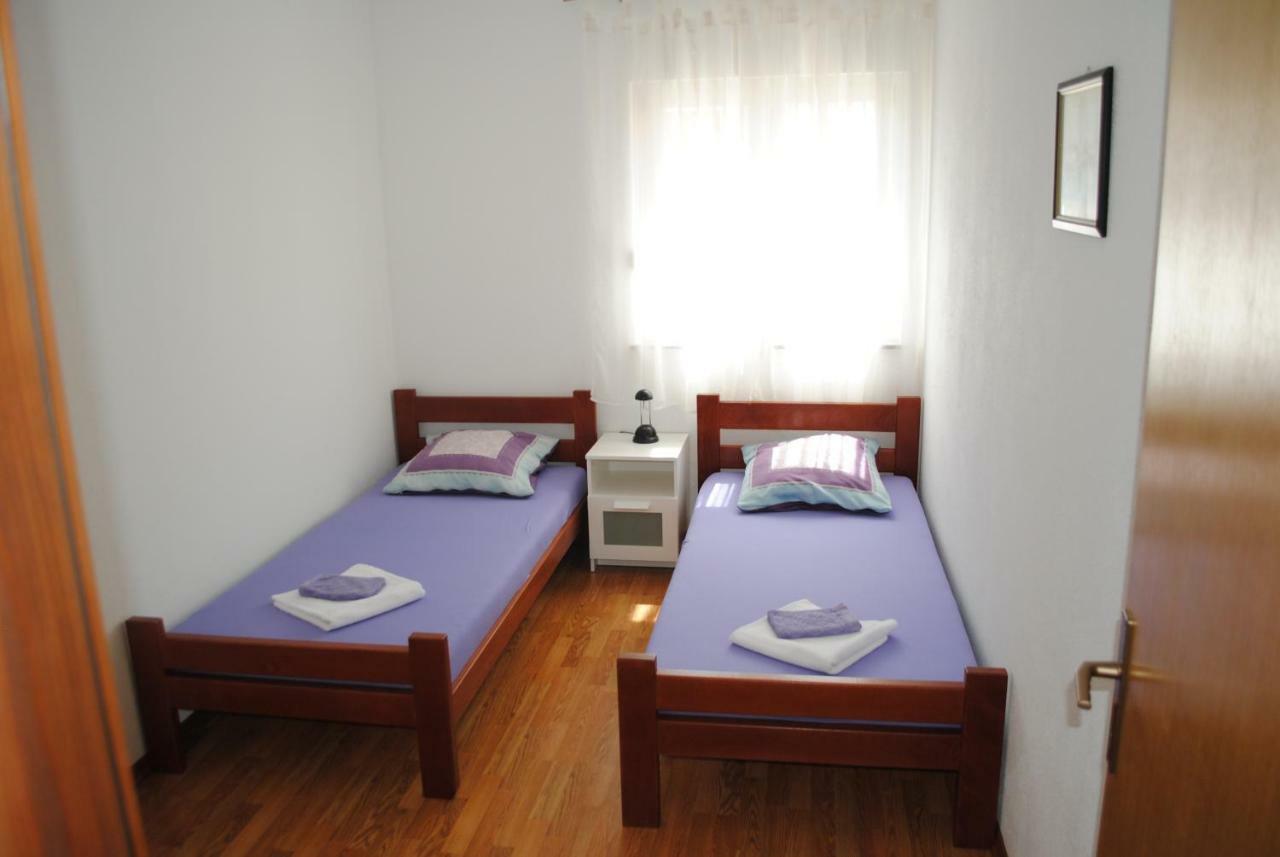 Apartments Vidolma Povljana Exterior photo